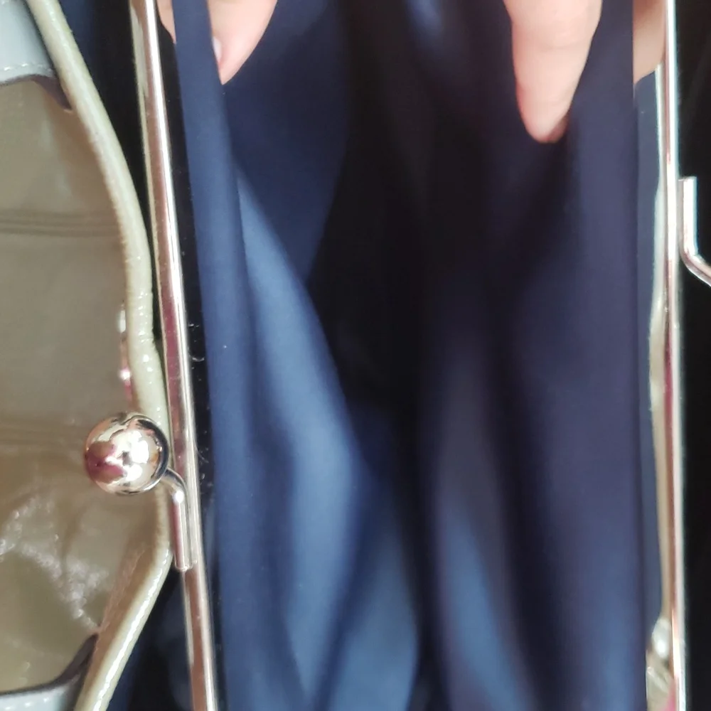 Coach F15658 signature kiss lock carryall never full olive green stiched pattern - Picture 8 of 13